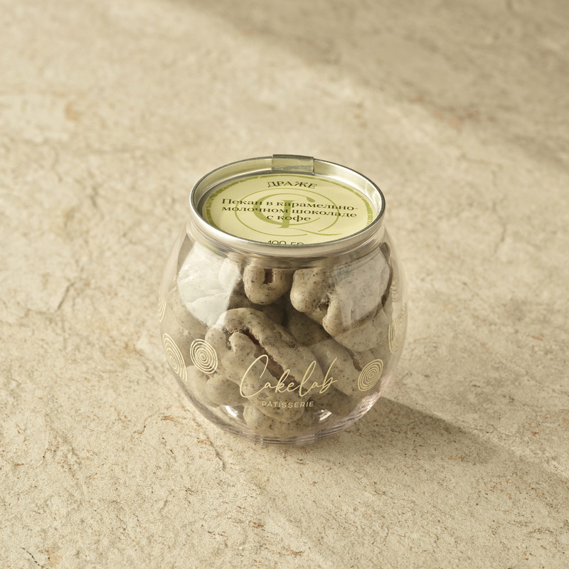 Pecan in Caramel-Milk Chocolate with Coffee