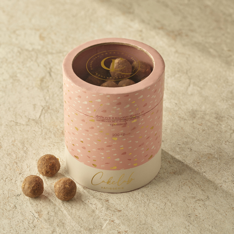 Драже Фундук в карамельном шоколаде в вафельной крошкой