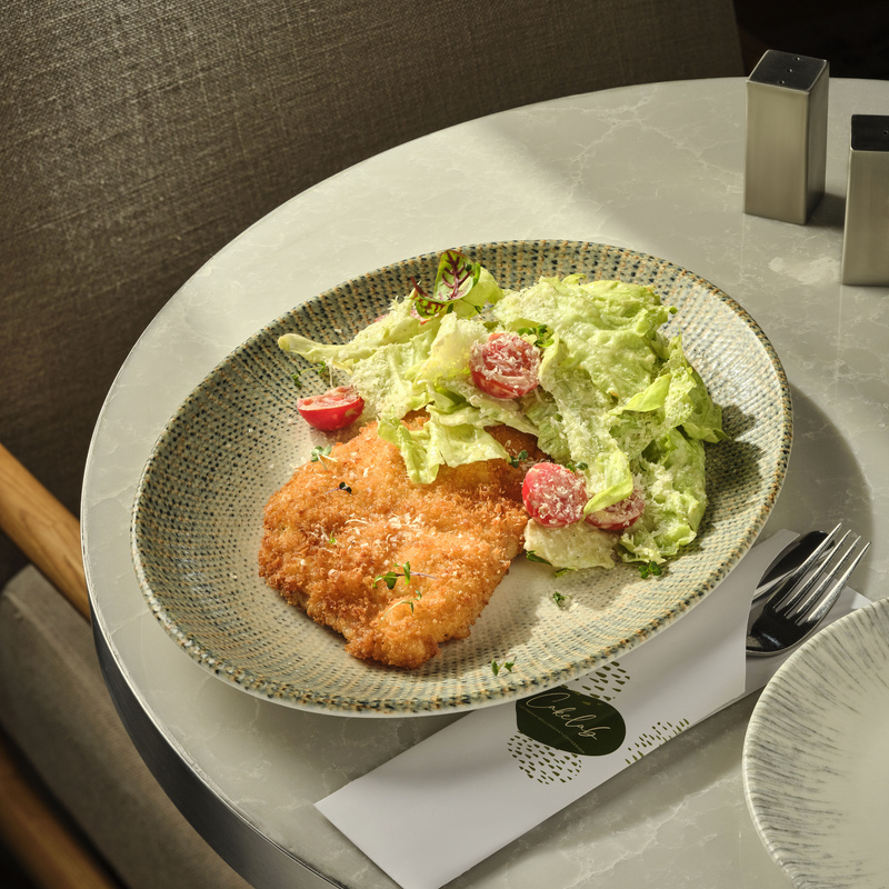 Куриный шницель Цезарь
